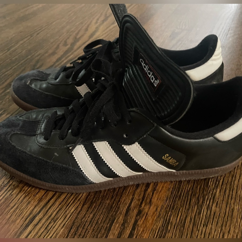 Men’s Adidas Samba Classic
